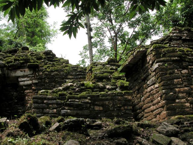Ruinen von Yaxchilan im Dschungel von Chiapas-2