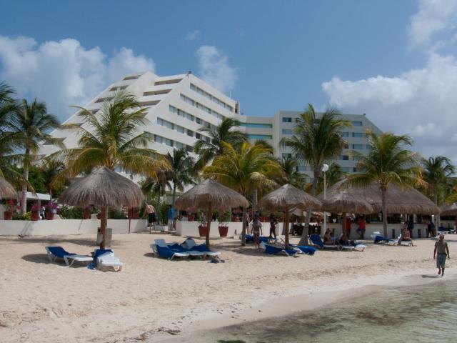 Hotel Oasis Palm Beach-9