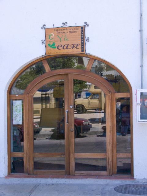 Café Yik in Playa del Carmen