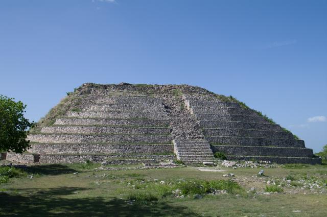Archäologische Zone Kinich Kakmó in Izamal-12