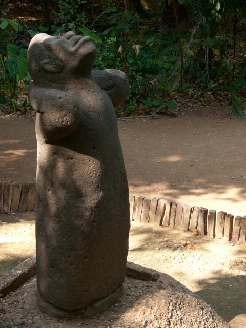 La Venta Park - archäologische Artefakte der Olmekenkultur-8