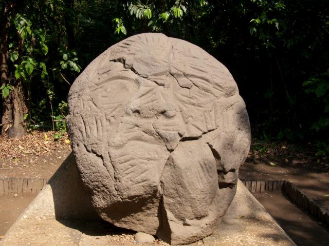 La Venta Park - archäologische Artefakte der Olmekenkultur-17