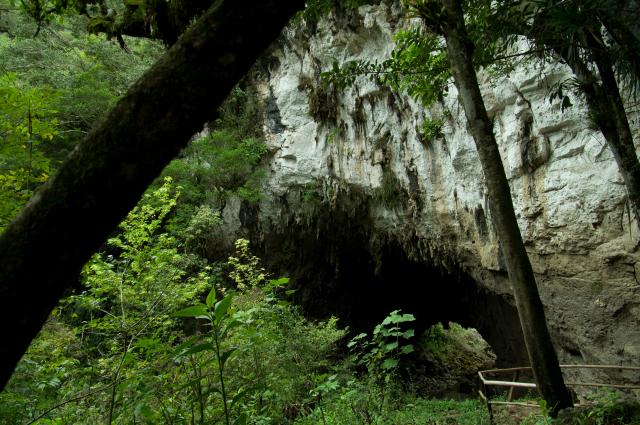 Höhlen Lagos de Montebello-4