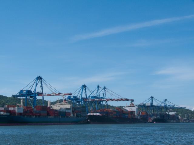 Frachthafen von Manzanillo_-4