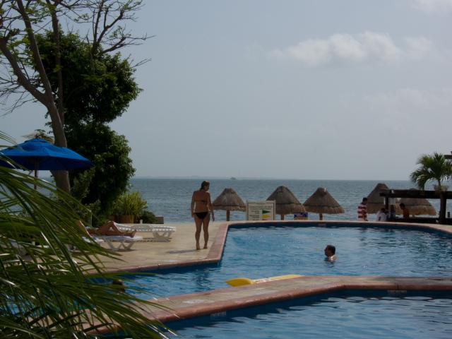 Holiday Inn Arenas Cancun-8