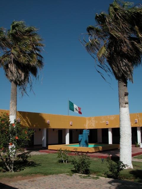 Hotel Desert Inn Guerrero Negro-2