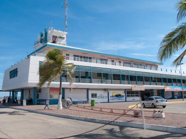 Fährhafen Mazatlán - Baja Ferries