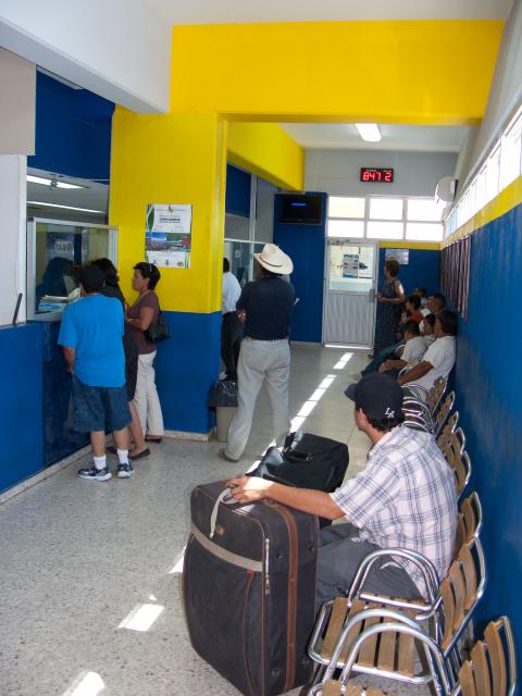 Baja Ferries - Ticketschalter im Fährhafen Topolobampo