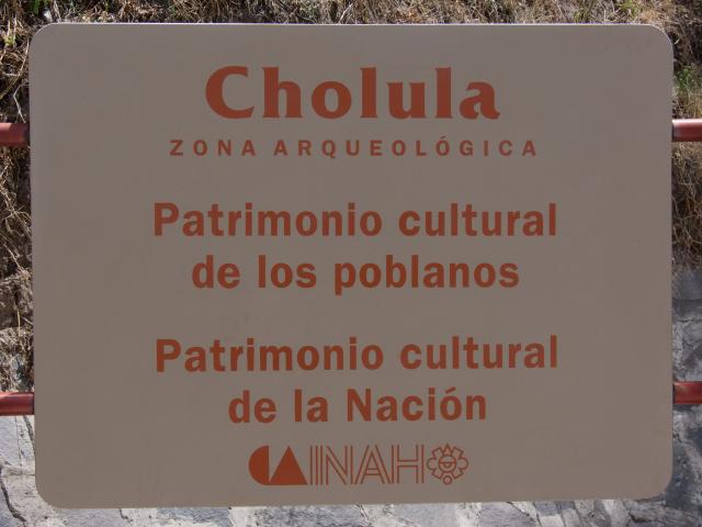 Archäologische Zone Cholula mit Kirche