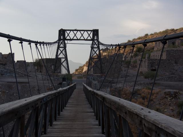 Hängebrücke Puente de Ojuela und Minenstadt_-18